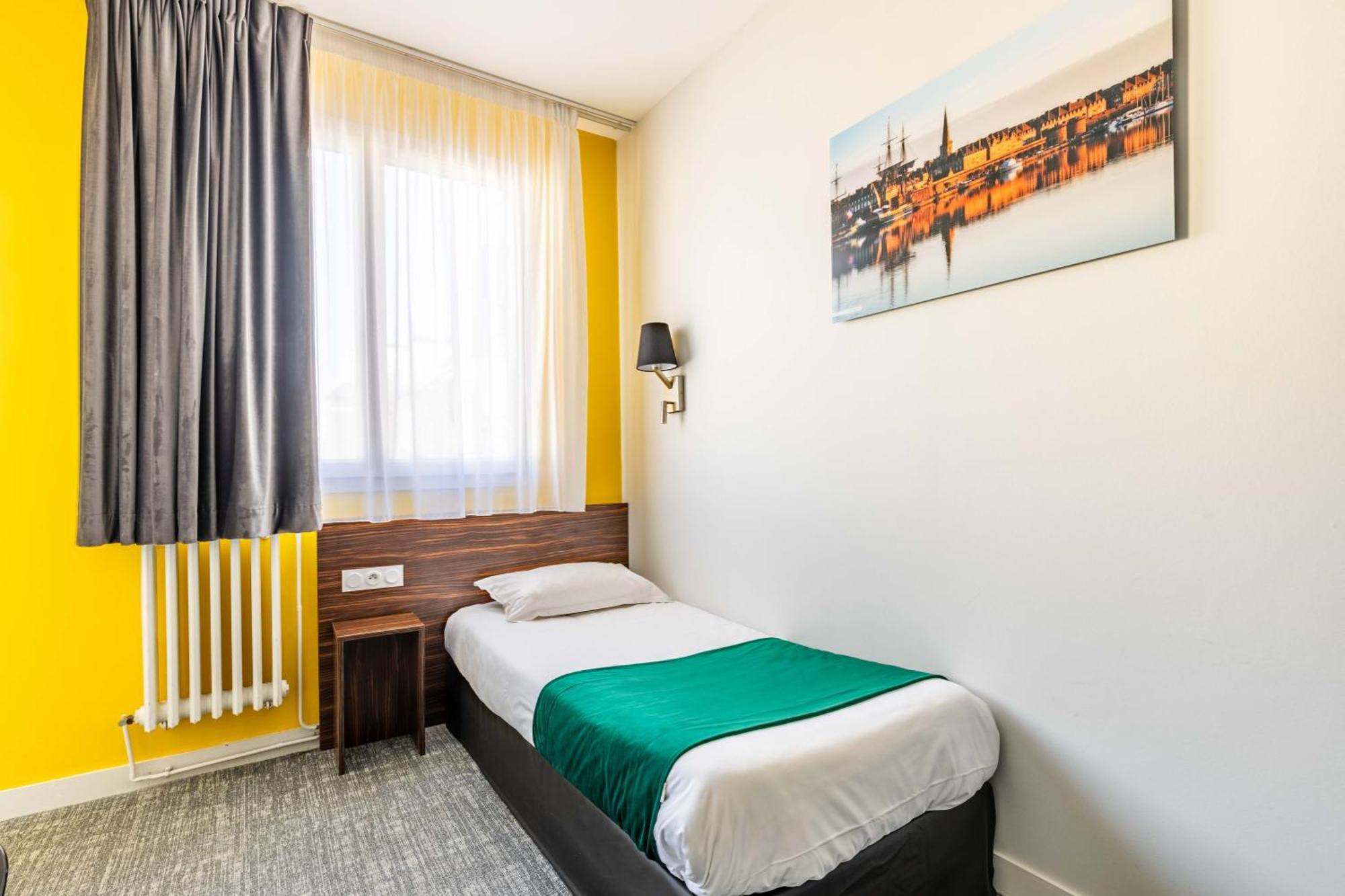 Le Paris Brest Hotel Rennes Bagian luar foto
