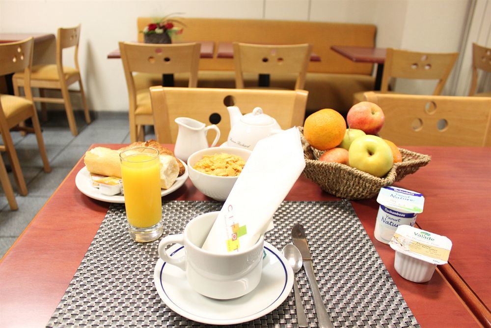 Le Paris Brest Hotel Rennes Bagian luar foto
